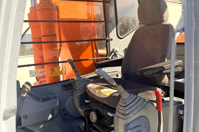 OmecoHub - Immagine FIAT KOBELCO EX135
